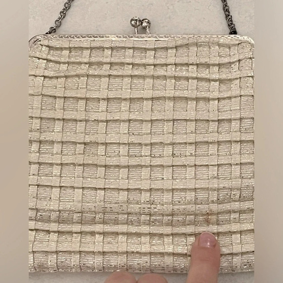 CFR/ Made in England/ Kiss snap closure/ Beige with gold thread/ Evening bag - Picture 12 of 14